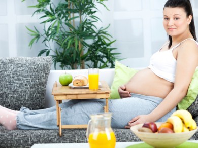 Dinh dưỡng giúp thai nhi tăng cân trong 3 tháng cuối