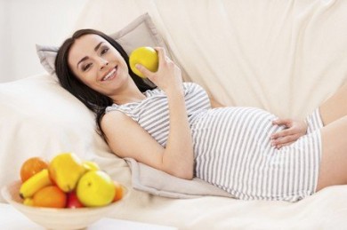 Mang thai tháng thứ 7 có nên kiêng ăn gì không?